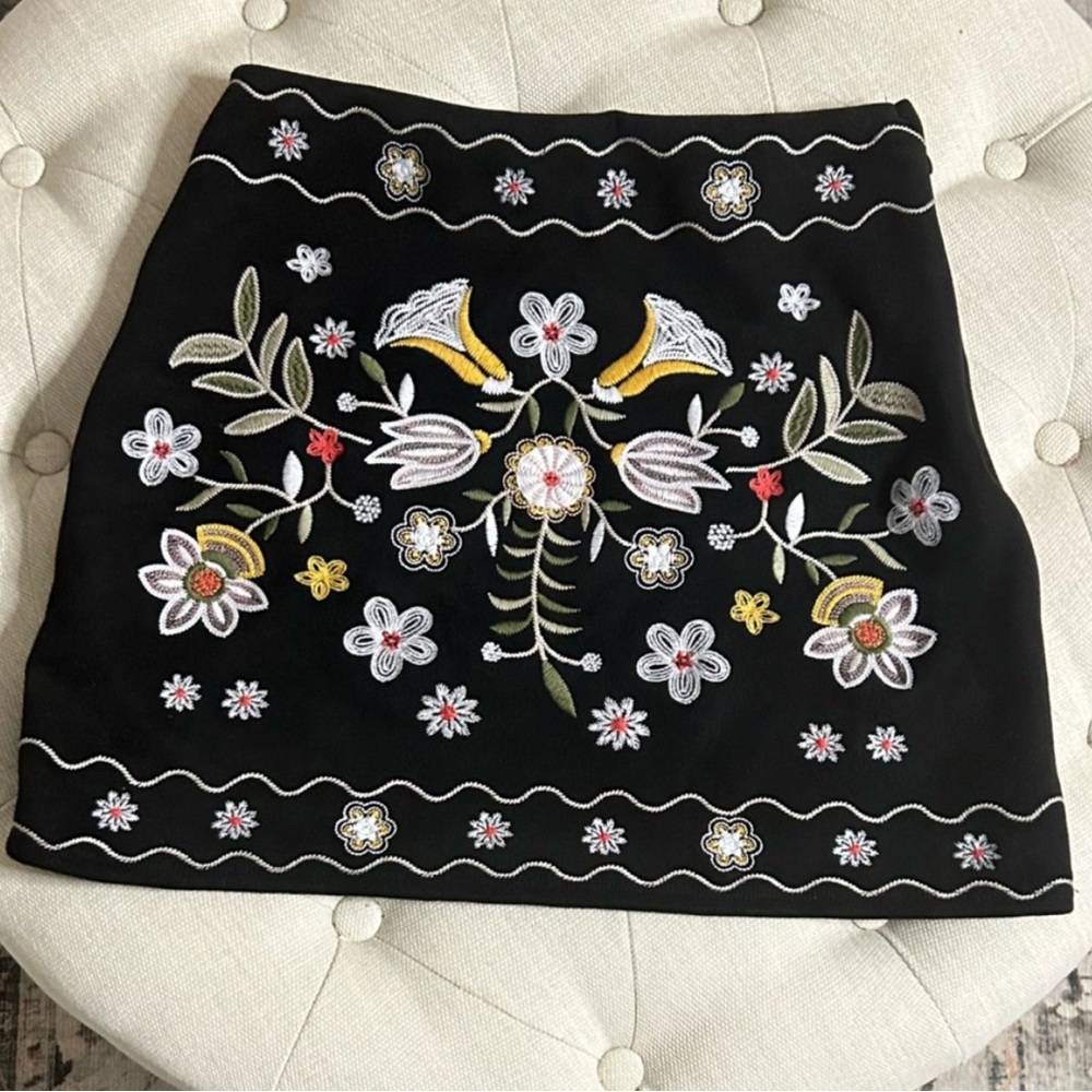 Black Skirt with Floral Embroidery